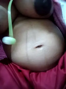 Anushasharma89 online show from 11/24/25, 01:44