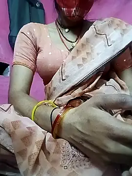 Anushasharma89 online show from 11/30/25, 01:45