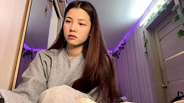 CutieSlim online show from 12/15/25, 02:12