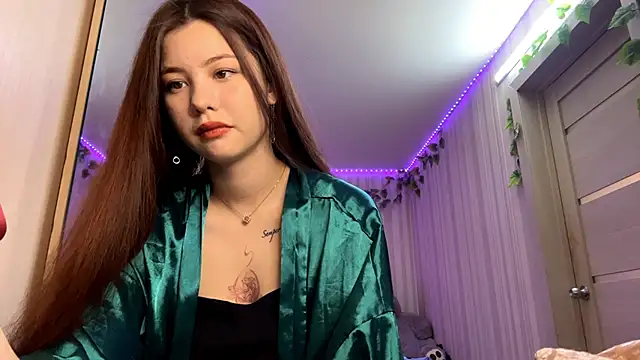 CutieSlim online show from 12/14/25, 12:11