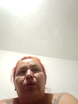 Snapshot of Carsu10 chatting on 12/18/25, 10:02 Carsu10 online show from 12/18/25, 10:02