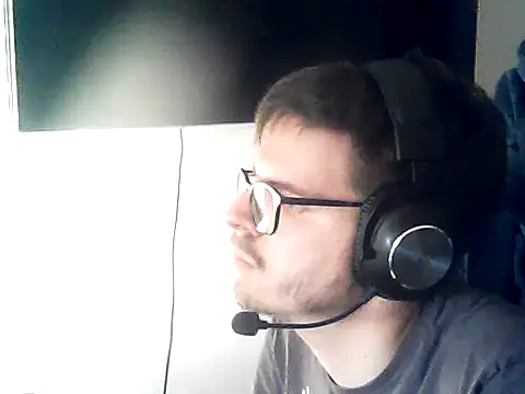 Snapshot of DesertedMonoxide chatting on 03/24/26, 04:51 DesertedMonoxide online show from 03/24/26, 04:51