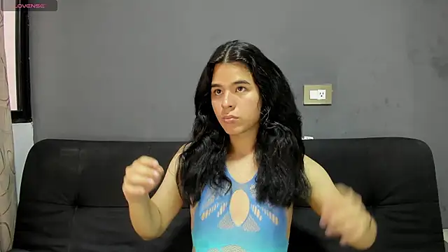 Angel-umbra online show from 11/24/25, 07:47