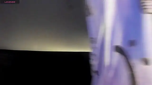 Angel-umbra online show from 11/26/25, 08:20