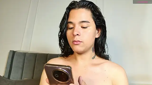 Angel-umbra online show from 12/20/25, 04:04