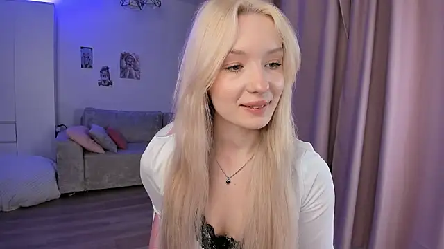 Tiffany Paw online show from 02/12/26, 03:28