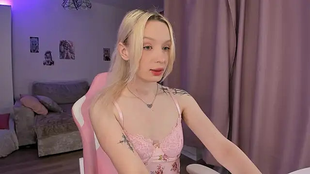 Tiffany Paw online show from 03/26/26, 03:27