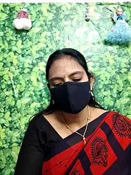 Queen-Neha online show from 12/16/25, 05:44