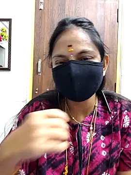 Queen-Neha online show from 04/25/26, 07:55