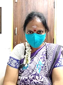 Queen-Neha online show from 04/10/26, 02:35