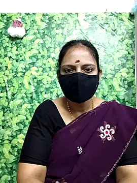 Queen-Neha online show from 12/22/25, 08:14