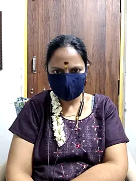 Queen-Neha online show from 04/22/26, 03:08