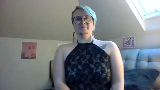 queerlyjaz online show from 11/26/25, 05:13
