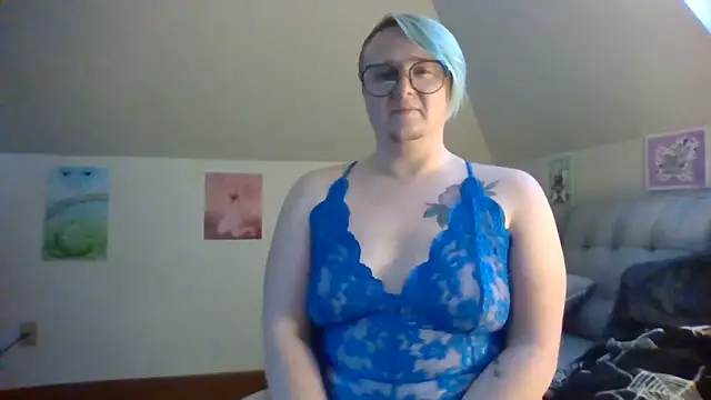 queerlyjaz online show from 11/22/25, 12:21