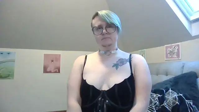 queerlyjaz online show from 11/22/25, 11:25