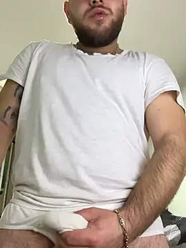 Snapshot of Andreiandu23 chatting on 02/09/26, 05:11 Andreiandu23 online show from 02/09/26, 05:11