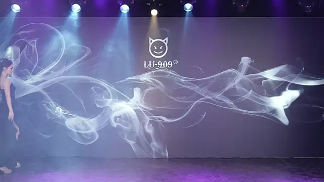 LU-909 online show from 11/21/25, 08:02