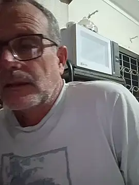 Snapshot of nard53 chatting on 06/18/26, 10:48 nard53 online show from 06/18/26, 10:48