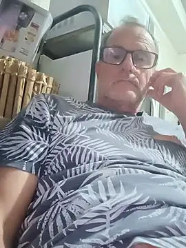 Snapshot of nard53 chatting on 07/09/26, 11:26 nard53 online show from 07/09/26, 11:26