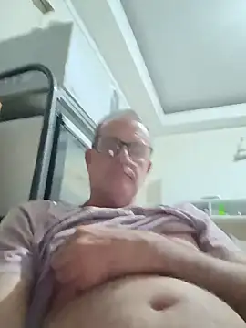 Snapshot of nard53 chatting on 06/15/26, 10:53 nard53 online show from 06/15/26, 10:53