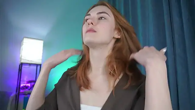 Snapshot of foxy_cute4you chatting on 02/20/26, 08:55 foxy cute4you online show from 02/20/26, 08:55