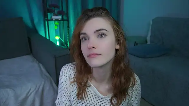 foxy cute4you online show from 12/05/25, 07:12