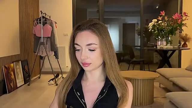 Jolienne online show from 03/11/26, 08:36