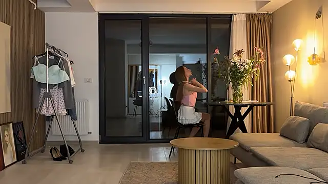 Jolienne online show from 03/16/26, 09:17