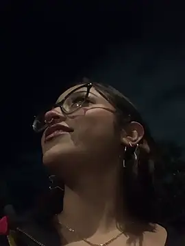 Snapshot of LilithMonette chatting on 04/10/26, 02:40 LilithMonette online show from 04/10/26, 02:40