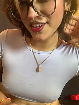 Snapshot of LilithMonette chatting on 03/21/26, 01:18 LilithMonette online show from 03/21/26, 01:18