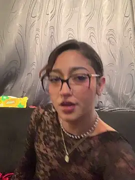 Snapshot of LilithMonette chatting on 03/13/26, 02:49 LilithMonette online show from 03/13/26, 02:49