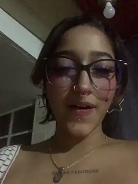 Snapshot of LilithMonette chatting on 03/23/26, 03:06 LilithMonette online show from 03/23/26, 03:06