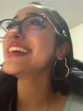 Snapshot of LilithMonette chatting on 04/06/26, 04:46 LilithMonette online show from 04/06/26, 04:46