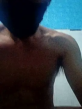 Snapshot of ptc_2588 chatting on 11/17/25, 12:25 ptc 2588 online show from 11/17/25, 12:25