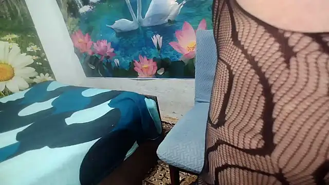 AnnaXGoldX online show from 05/26/26, 12:03