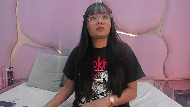 Aisha Leenss online show from 01/16/26, 02:10