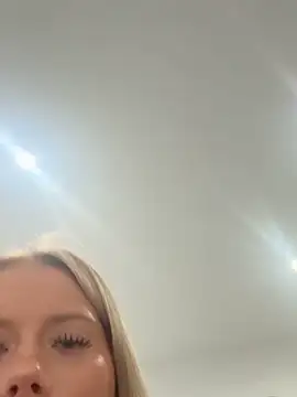 Sandrasnoww online show from 12/02/25, 11:06