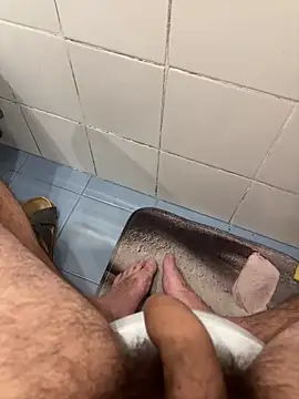 marc8876 online show from 11/28/25, 05:46