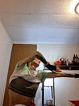 MaitressePomme3 online show from 11/28/25, 01:22