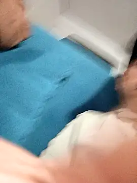 Snapshot of Marcelorastrero chatting on 11/17/25, 04:16 Marcelorastrero online show from 11/17/25, 04:16