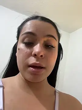 Snapshot of Katherinesweett_ chatting on 12/16/25, 03:55 Katherinesweett online show from 12/16/25, 03:55