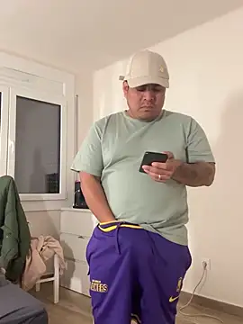 Pelotas2000 online show from 11/18/25, 03:37