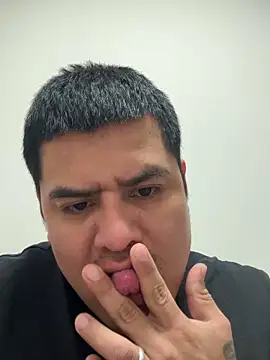 Pelotas2000 online show from 11/30/25, 05:52