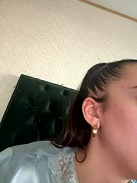 VitoriaCarusso online show from 01/11/26, 03:08