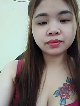 Snapshot of Queen-hot111 chatting on 11/30/25, 04:46 Queen-hot111 online show from 11/30/25, 04:46