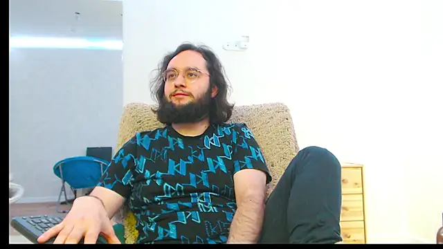 eren jaeger2000 online show from 05/16/26, 04:00