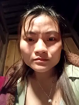 Lee-Thee online show from 11/19/25, 02:17