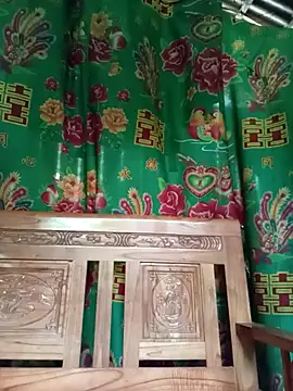 Lee-Thee online show from 12/02/25, 01:17