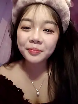 Baa-bee22 online show from 05/03/26, 05:56
