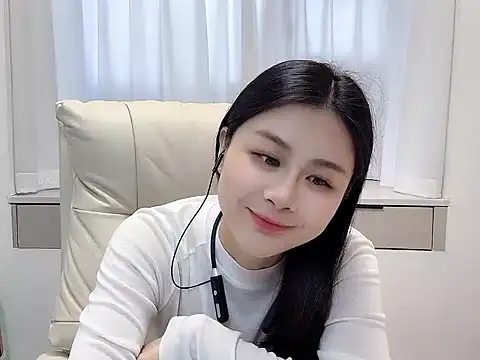 forzen-baby online show from 11/30/25, 04:24